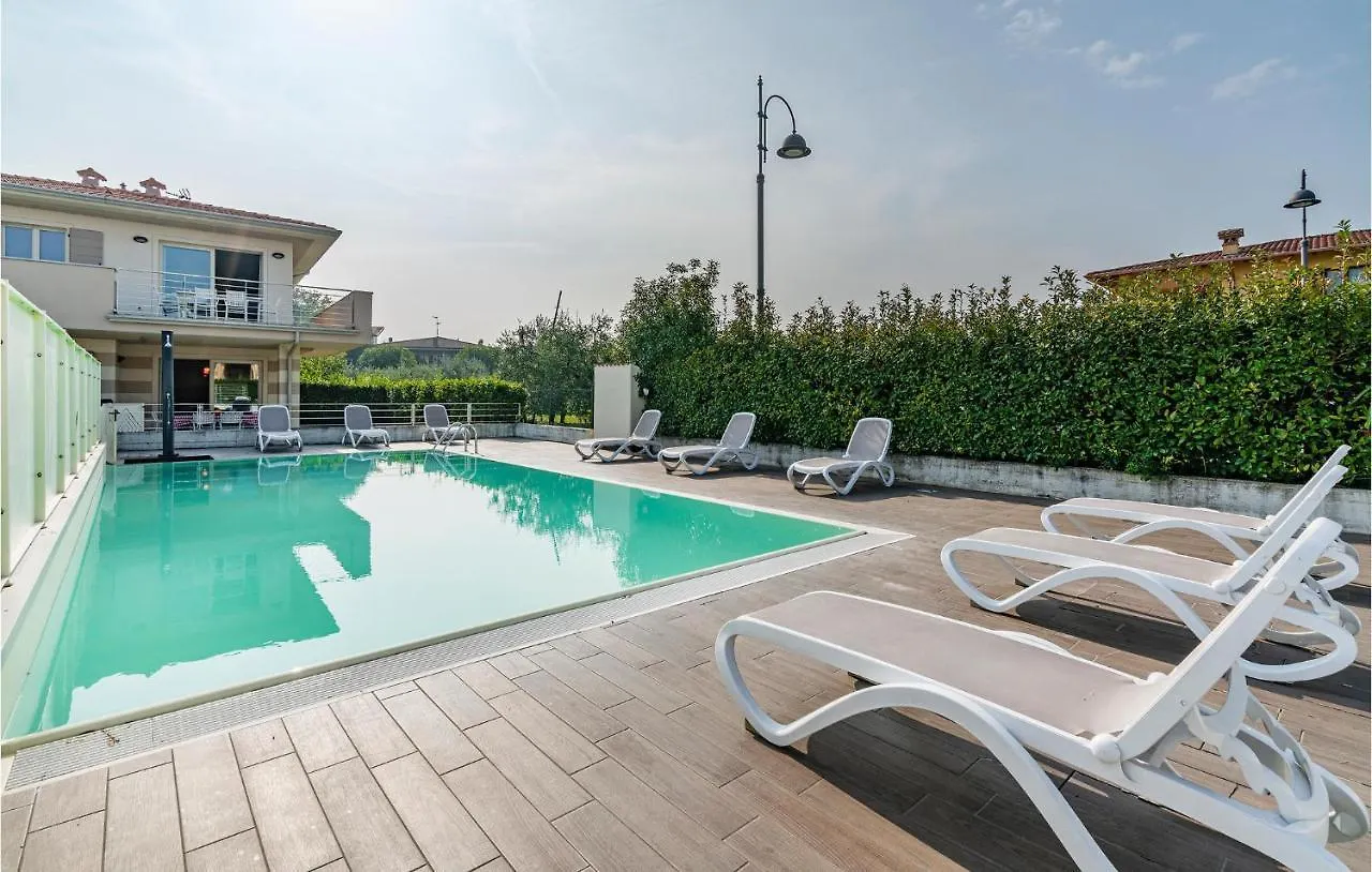 Raffa Cozy Apartment In Puegnago Sul Garda With Wifi 0*,  איטליה