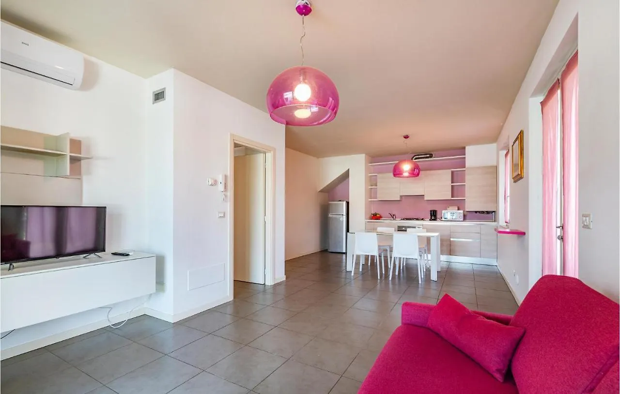 Raffa Cozy Apartment In Puegnago Sul Garda With Wifi איטליה