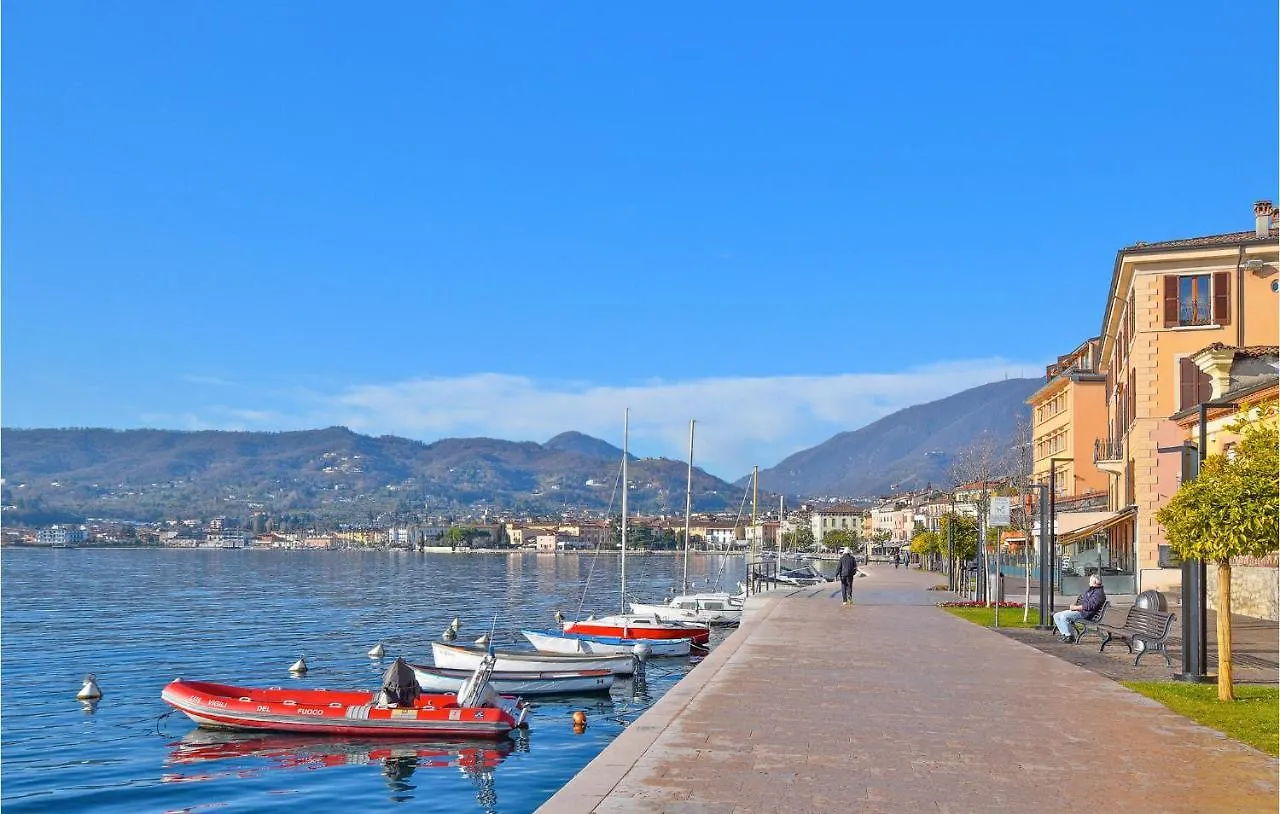 Raffa Cozy Apartment In Puegnago Sul Garda With Wifi